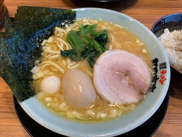 横浜家系ラーメン 町田商店 弥富通店 - サブ画像1