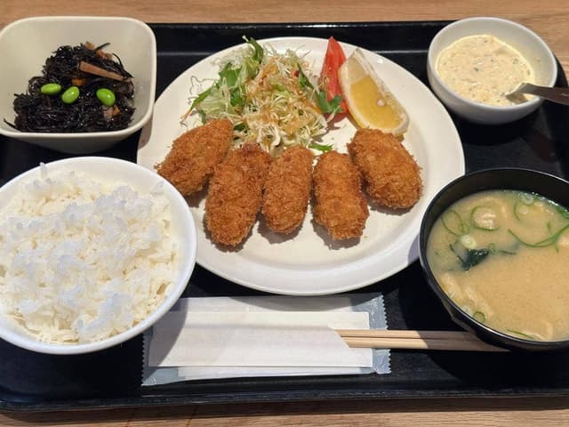 梅山鉄平食堂 博多店 - サブ画像3