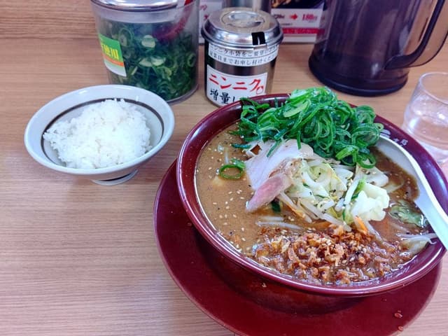 ラーメン横綱 鈴鹿店 - サブ画像1