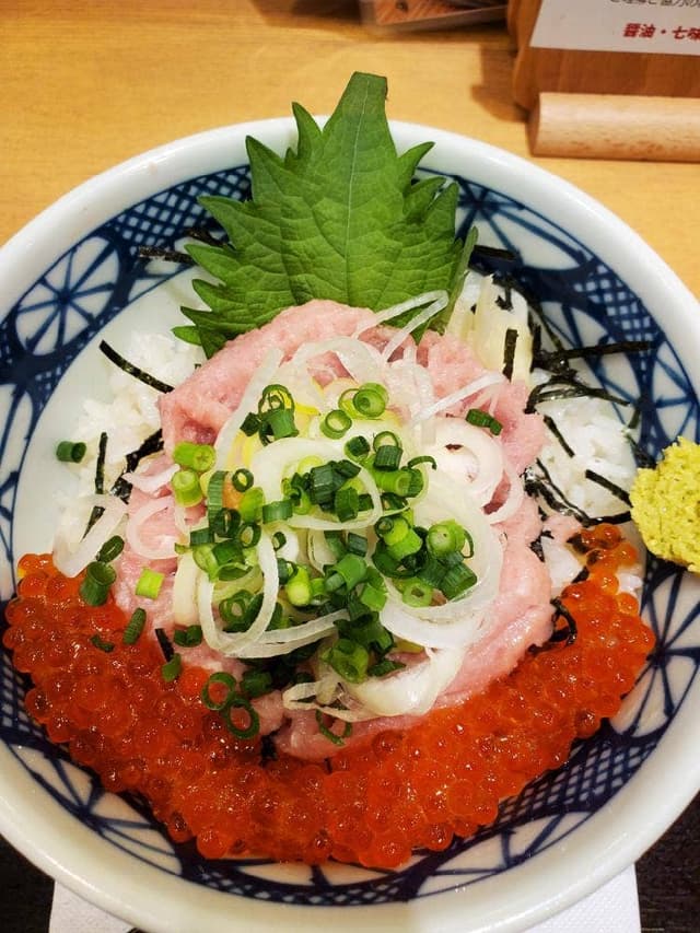 魚河岸 まぐろ市場 上野アメ横店 - サブ画像3