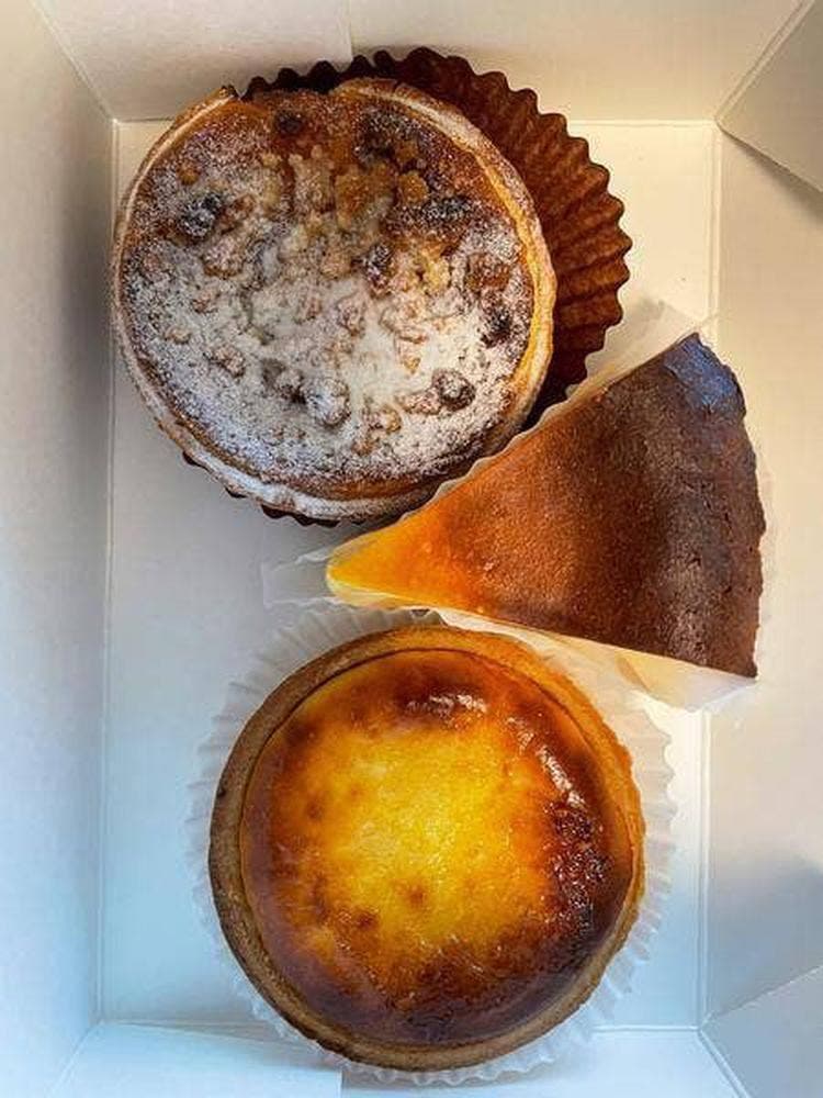 おいしいクリームとチーズタルト研究所 Tuta tuta