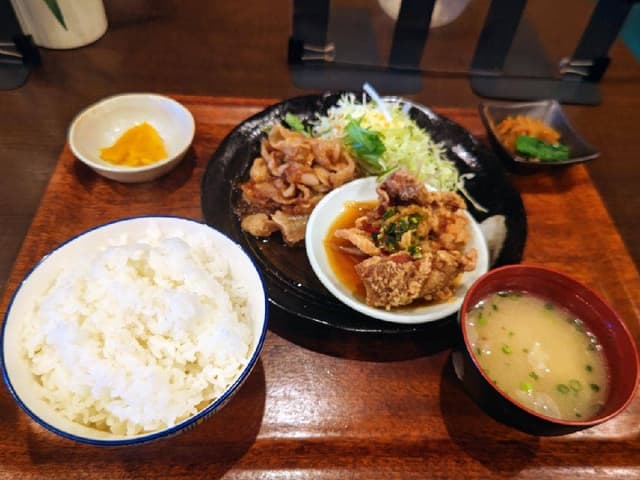 ハンバーグと肉料理のお店 41才の春だから - サブ画像3