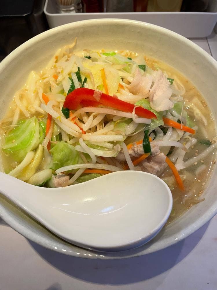 大八 湯麺