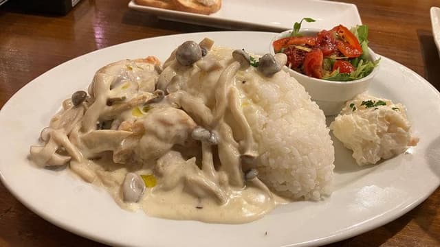 イタリア食堂 クチナーレ - サブ画像1