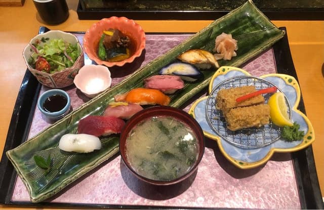 黒潮鮨 御幸本店 - サブ画像3