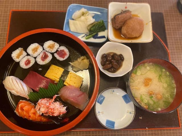 弥助寿司 - サブ画像1