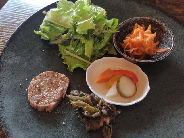 肉とスイーツのお店『KOYORI』 - サブ画像1