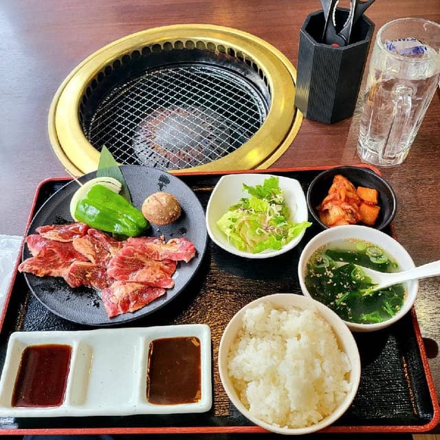 テーブルオーダーバイキング 焼肉 王道 花園店 - サブ画像2