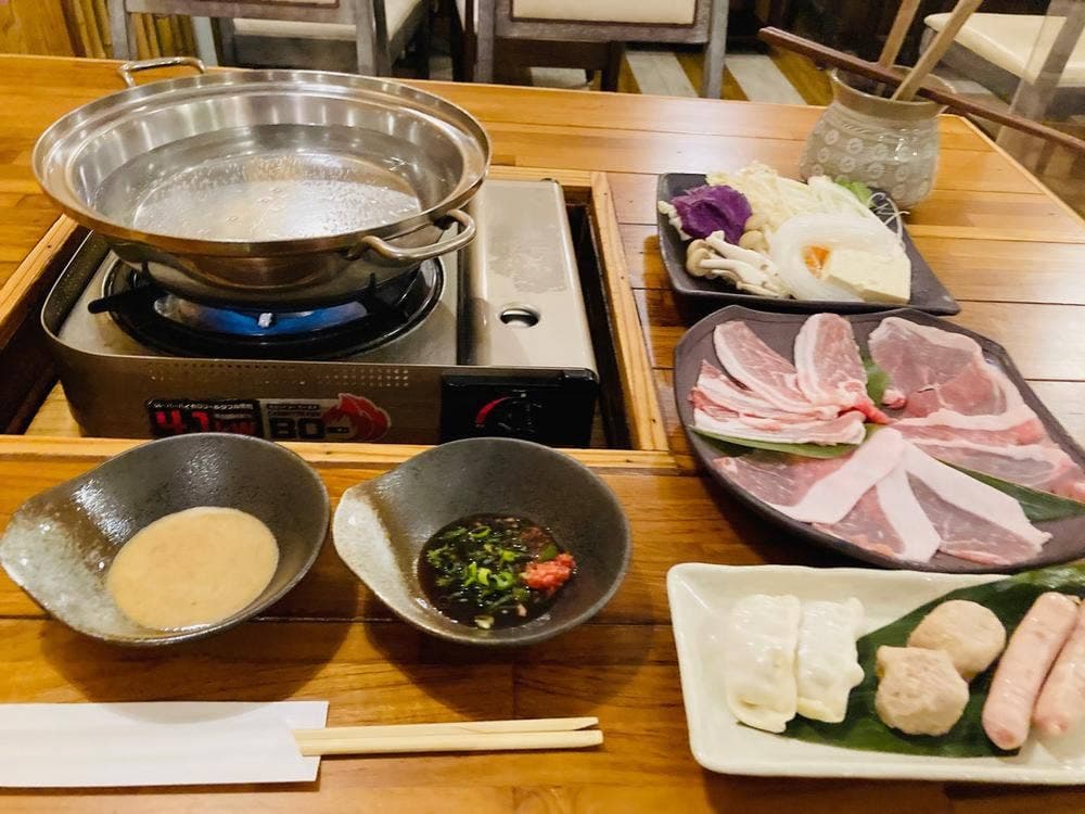 あぐーの隠れ家 北谷店