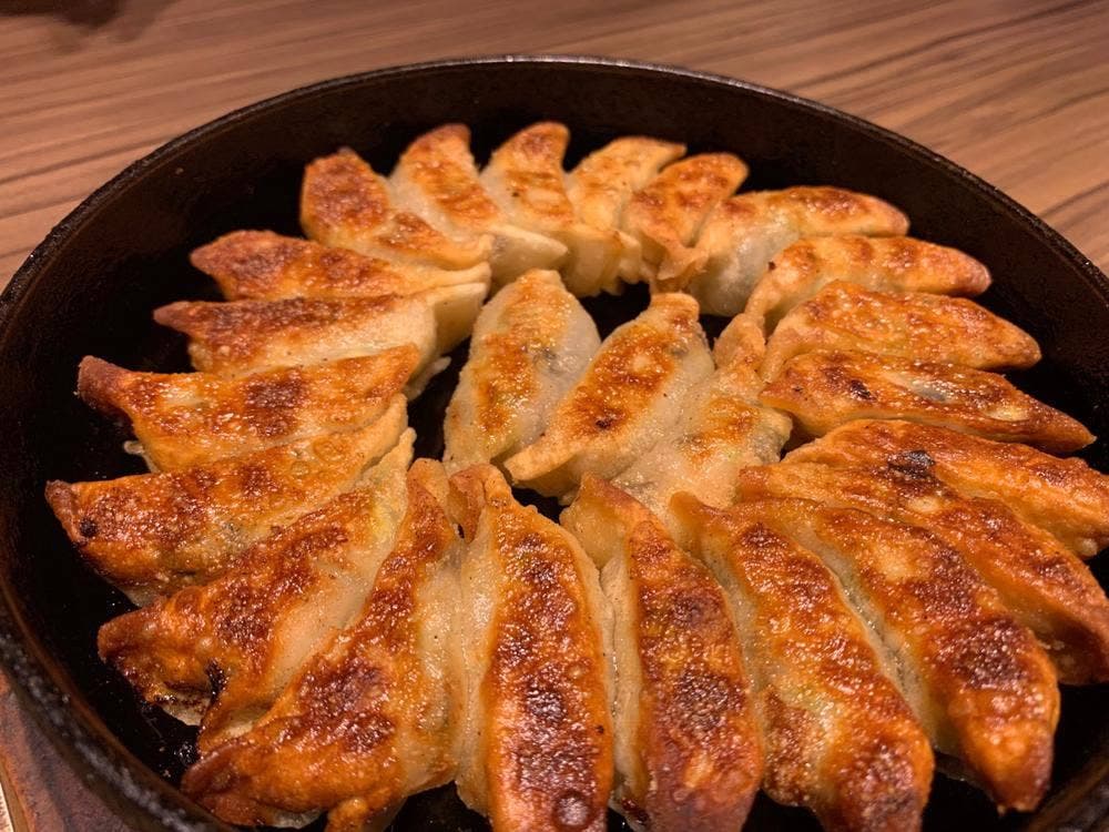 博多鉄なべ餃子酒場 はなまる