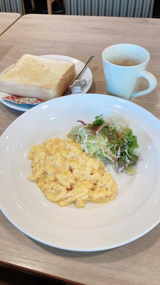 Cafe レストラン ガスト 大和鶴間店