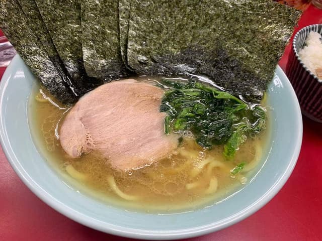 横浜ラーメン 末広家 - サブ画像1