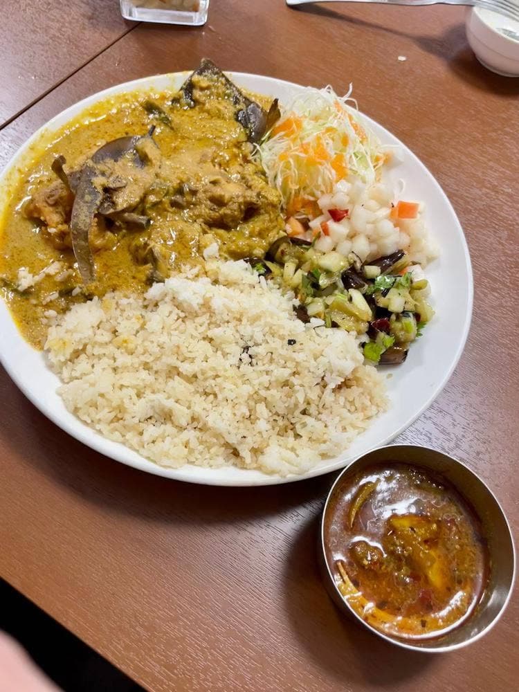 アミン