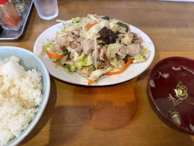 宝珍焼肉中華料理店 - サブ画像1