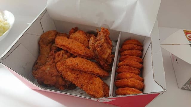 ケンタッキーフライドチキン プレ葉ウォーク浜北店 - サブ画像1