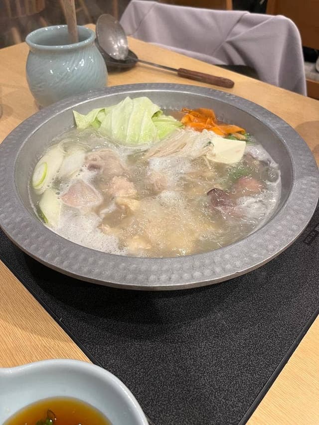 水炊き・もつ鍋 博多華味鳥 渋谷店 - サブ画像1