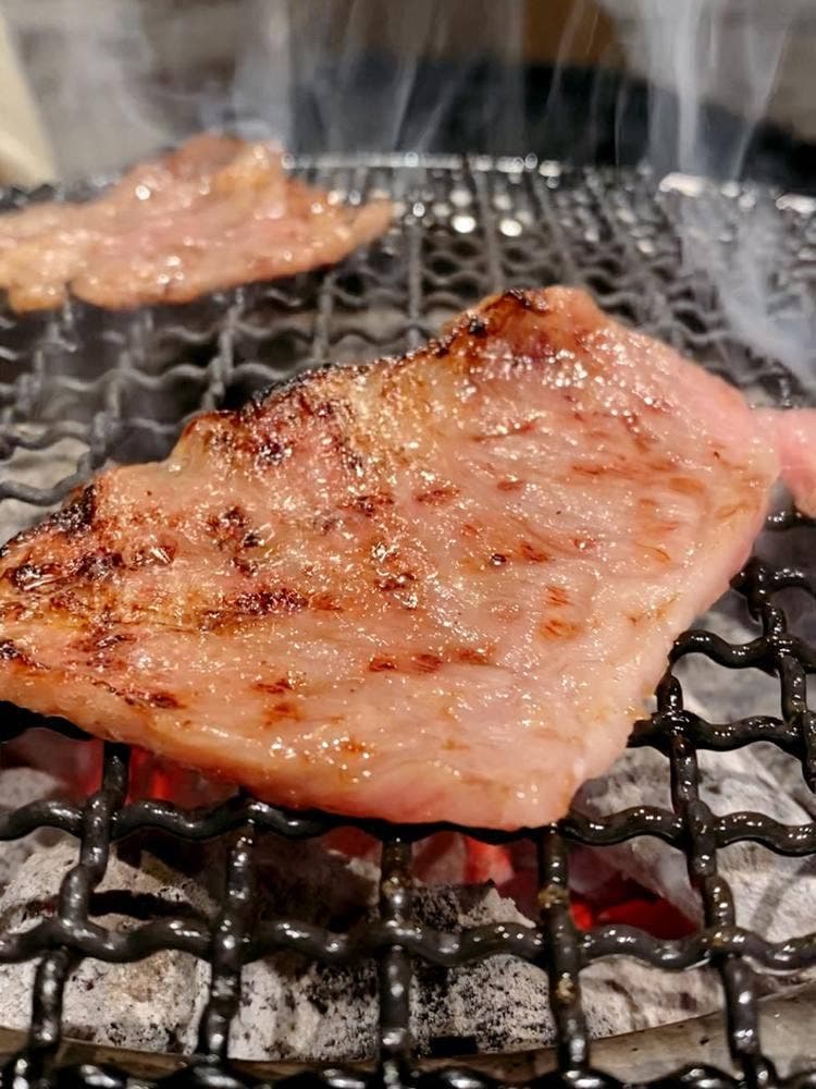 肉焼 ハラミ タン テール 兼条