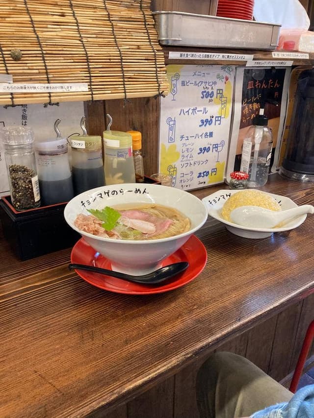 らーめんチョンマゲ 神戸元町店〜チョンマゲさんのはなれ〜 - サブ画像1
