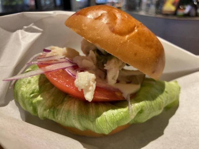 Z BURGER & CRAFT BEER TAP EQUiA北千住店 - サブ画像1