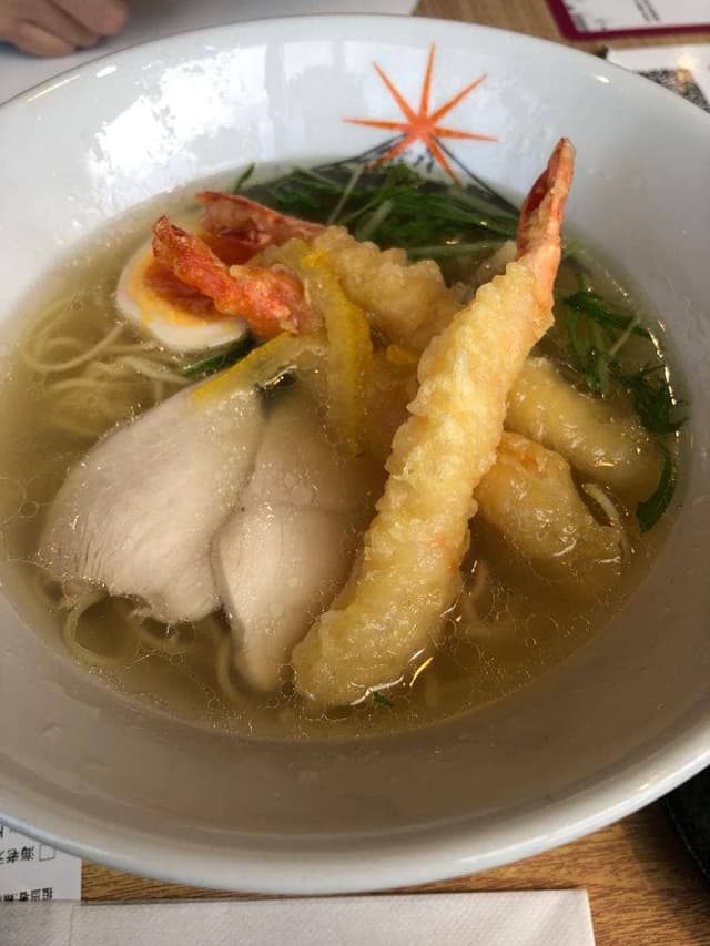 麺屋ま石 御殿場プレミアムアウトレット店 - サブ画像1