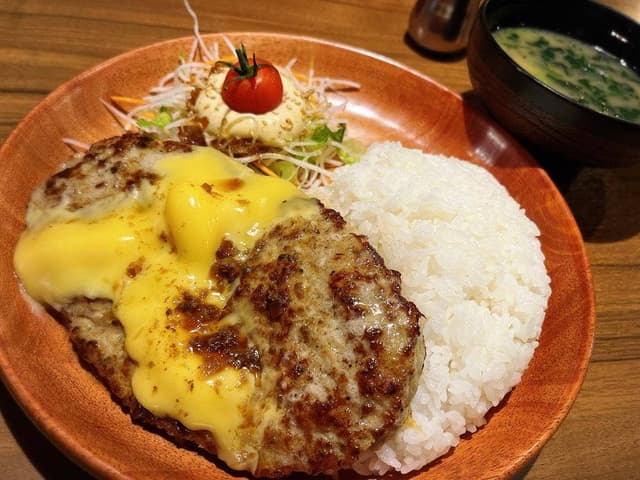 びっくりドンキー 南郷通店 - サブ画像2