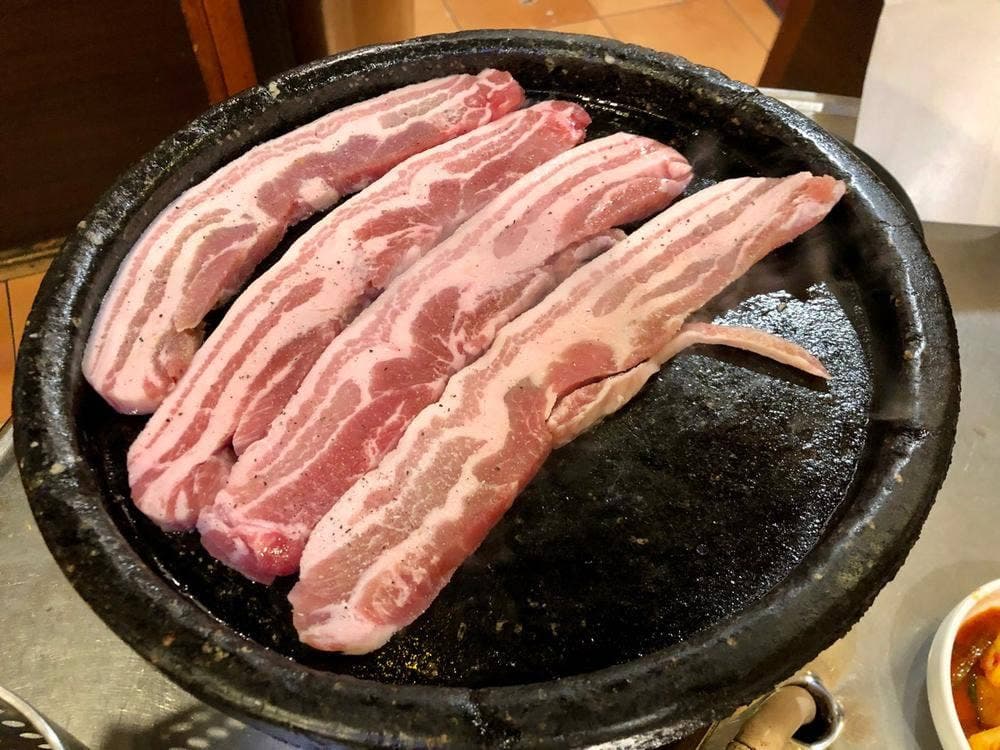 韓国亭 豚や