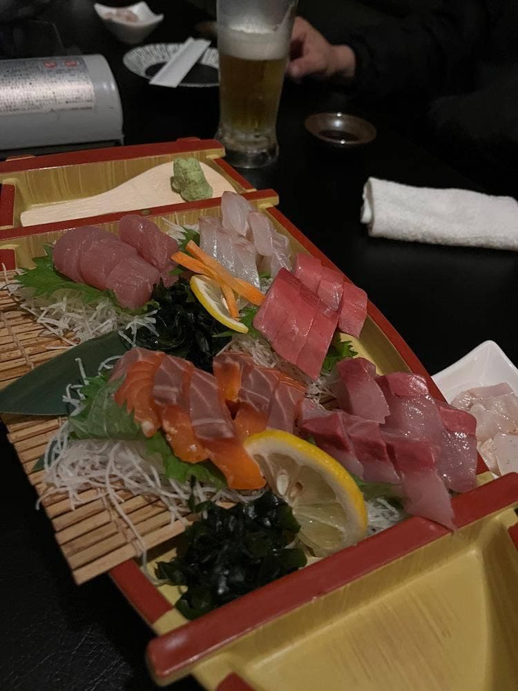 完全個室 海鮮と産地鶏の炭火網焼き うお鶏静岡店