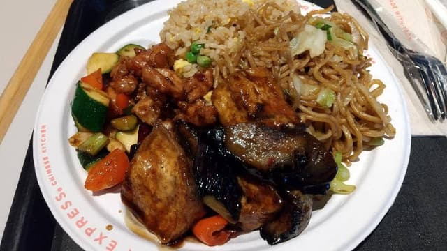 PANDA EXPRESS RAYARD MIYASHITA PARK店 - サブ画像2