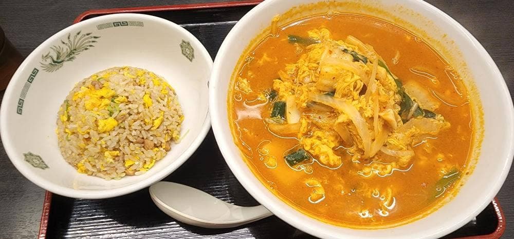 日高屋 荻窪南口店