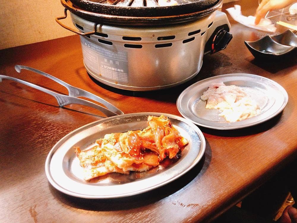 豚焼肉酒場 ホルモン処 ガッツDE BOO