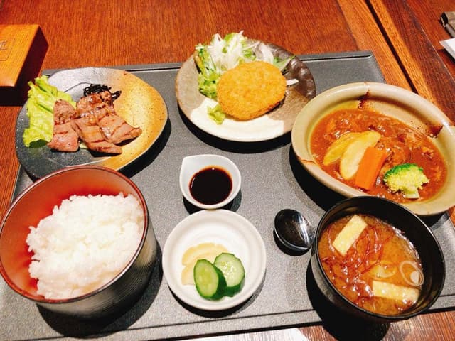 すてーきはうす 伊勢屋 エスパル店 - サブ画像1