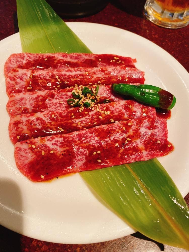 炭火焼肉 凱旋門