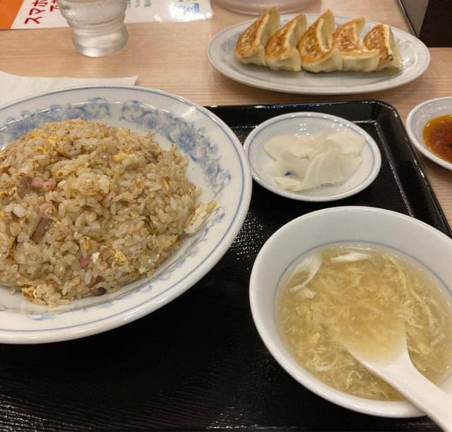 ぎょうざの満洲 新狭山駅店 - サブ画像2