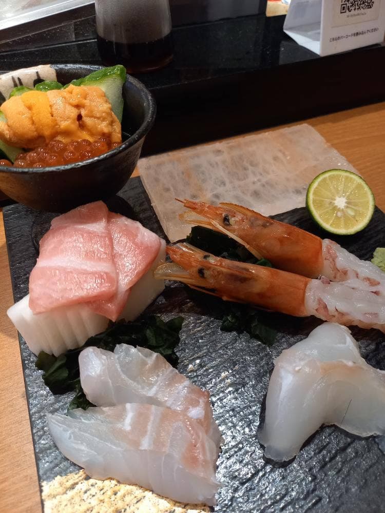 築地男前鮓 国際通り屋台村店