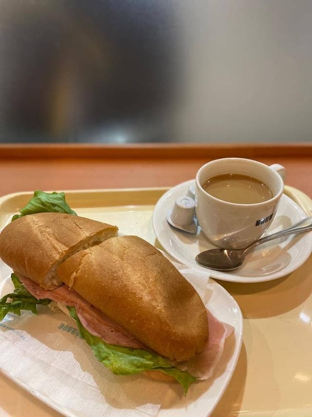 ドトールコーヒーショップ 上大岡camio店 - サブ画像1