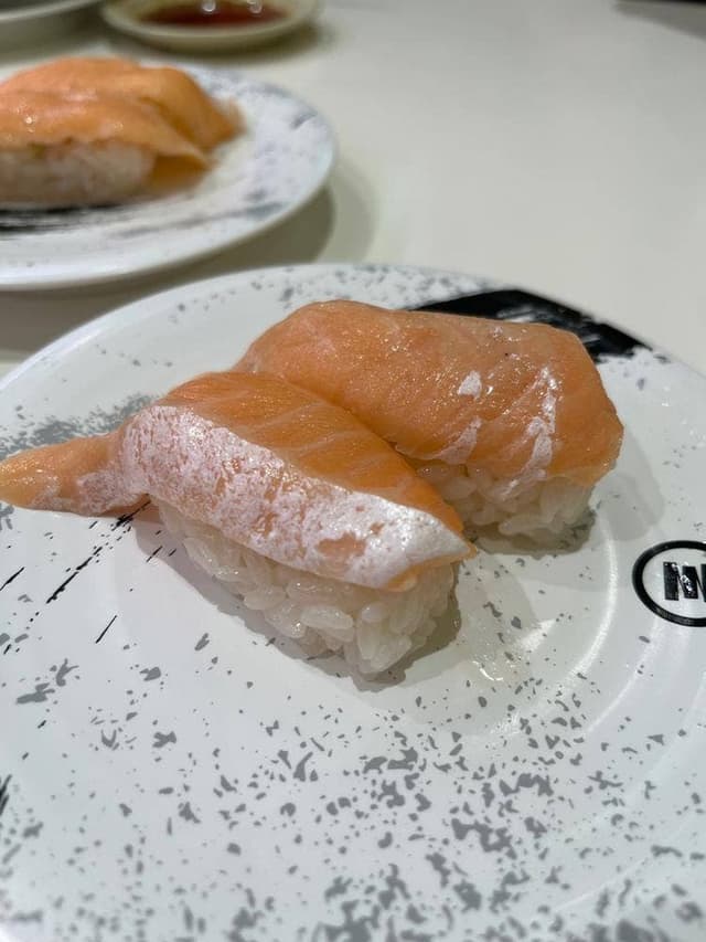 回転寿司みさき 新宿三丁目店 - サブ画像2