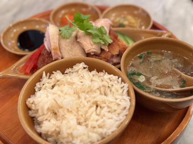 シンガポール海南鶏飯 汐留シティセンター店 - サブ画像1