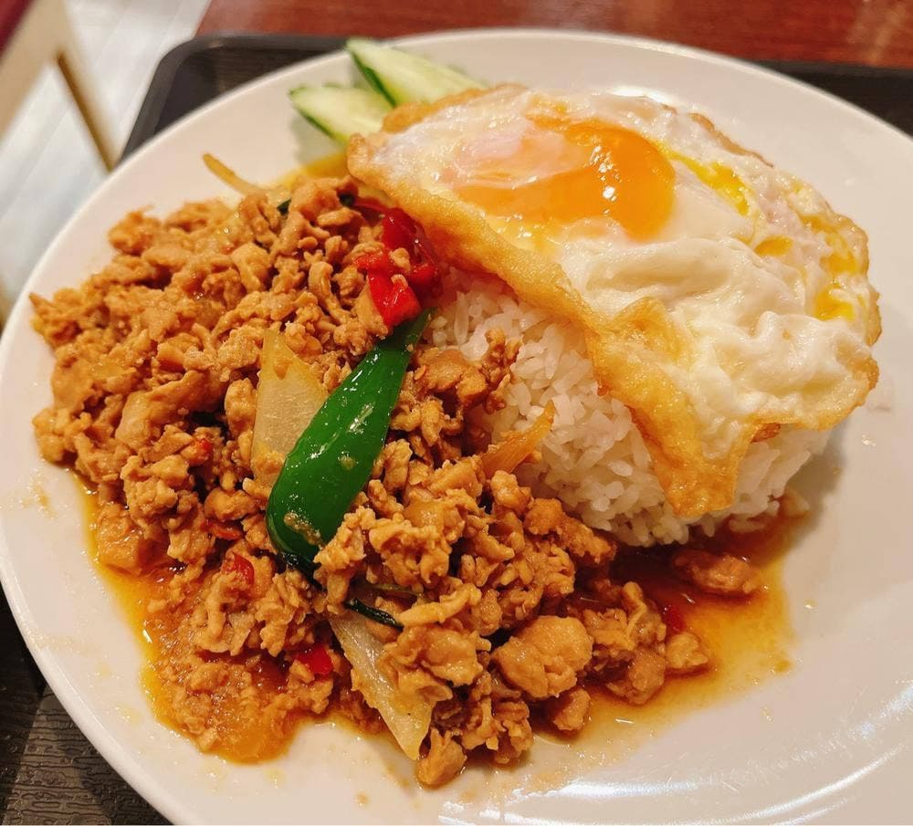 本格タイ料理バル プアン 三軒茶屋店