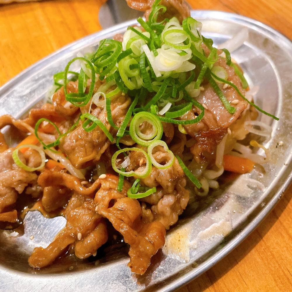 焼肉酒場ほんで