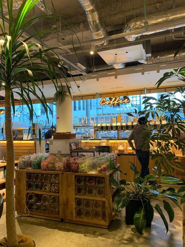 SHARE LOUNGE TSUTAYA 田町駅前店 - サブ画像3
