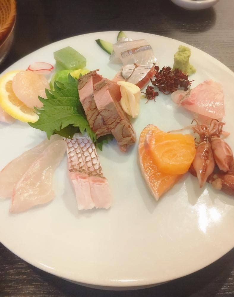 瀬戸内海鮮炉端料理 象三