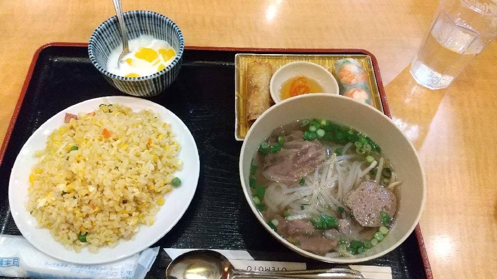 ベトナム料理本場バイキング HOANG THOM