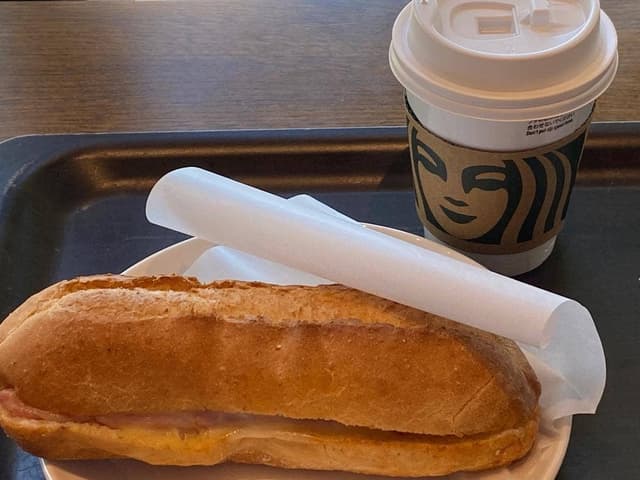スターバックス コーヒー 葛西臨海公園駅店 - サブ画像3