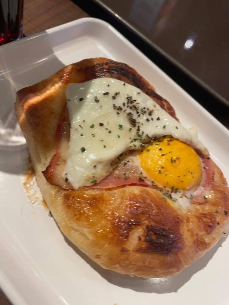 サンマルクカフェ+R 新宿西口駅前店