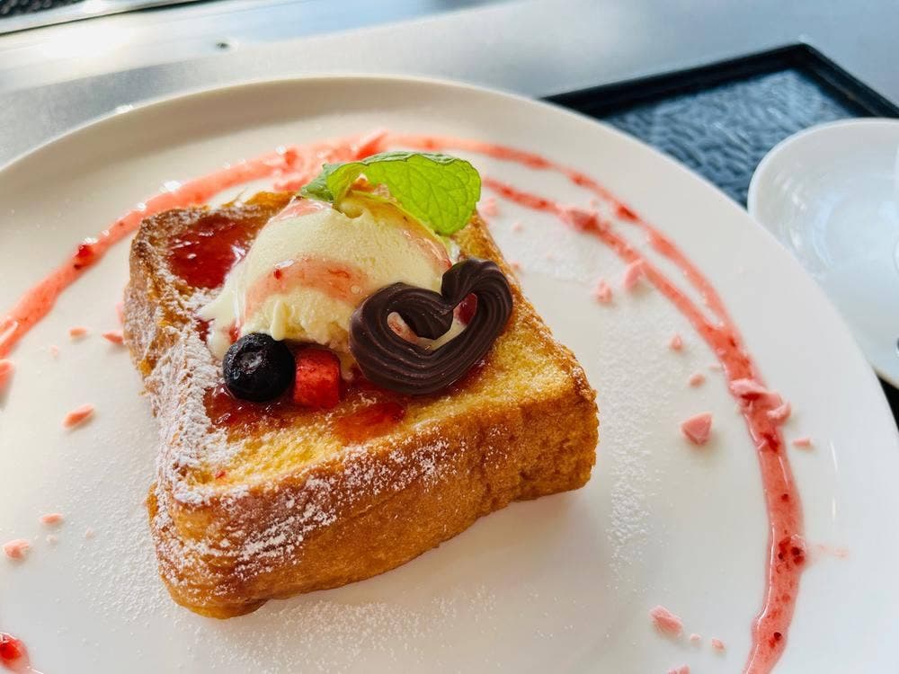 カフェ&ギャラリーショップ 楽水亭