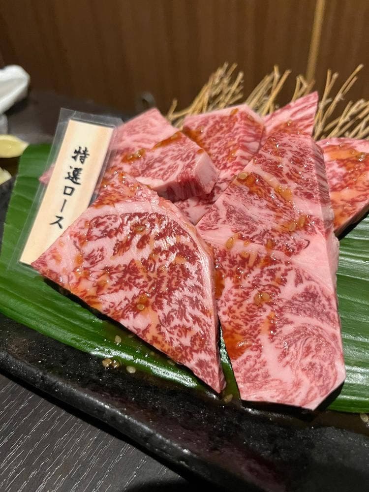 炭火焼肉 十座