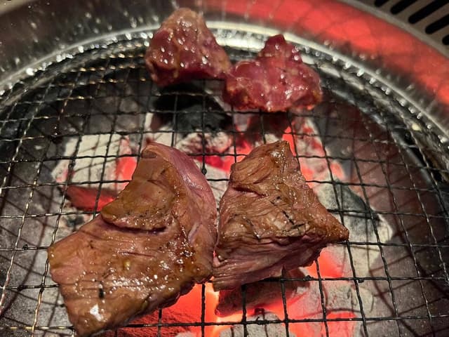 炭火焼肉 十座 - サブ画像1