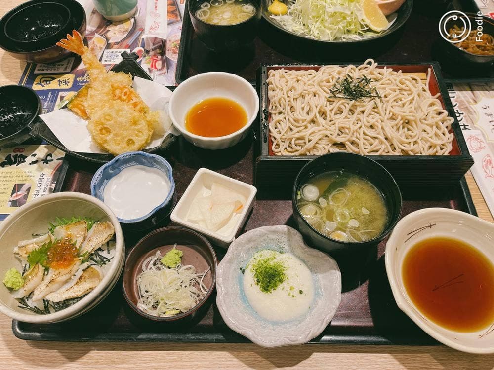 とんでん 星ヶ丘店