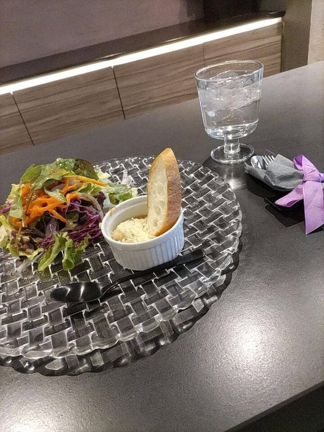 IZUMI DINING - サブ画像1