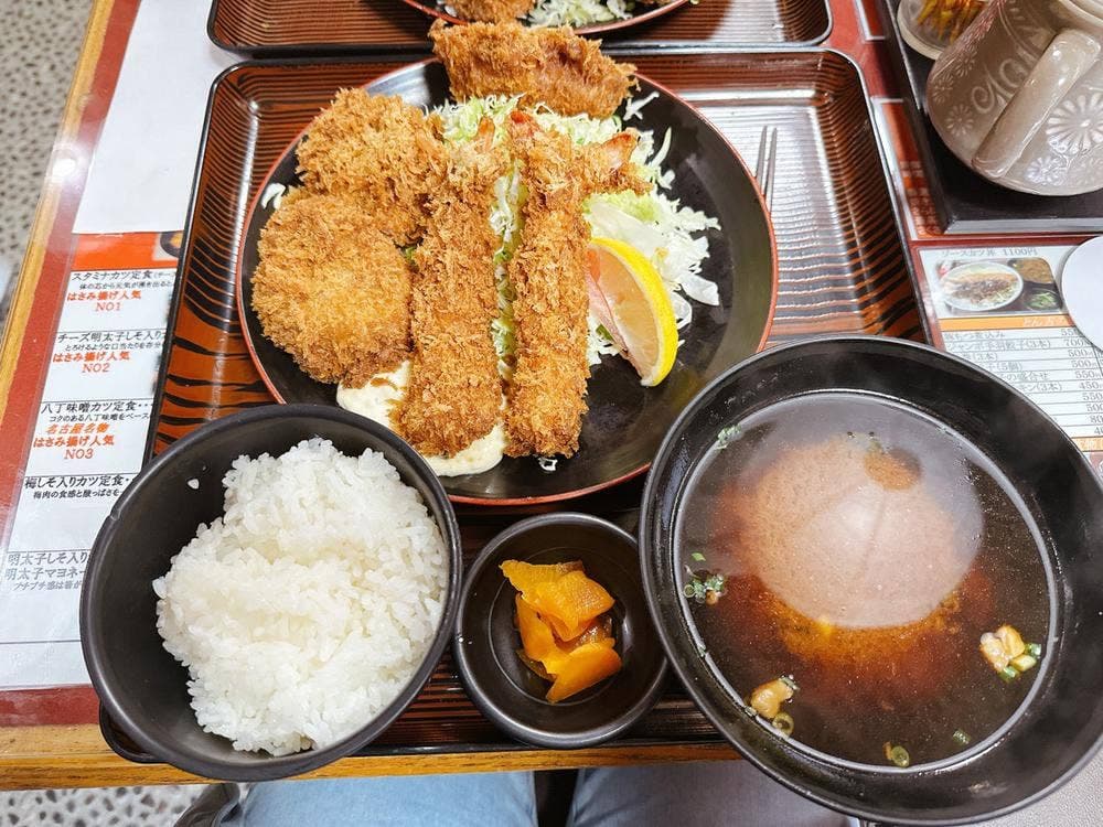 とん吉